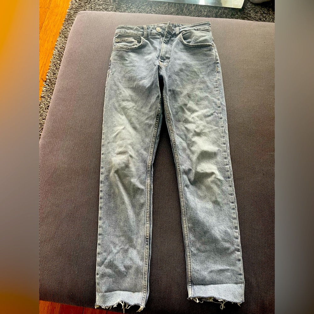 Almost brand new Zara Jeans